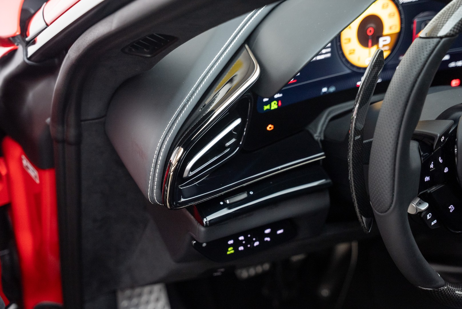 2025 FERRARI PUROSANGUE | FULL CARBON | MAIN DEALER SERVICE | HIGH SPEC